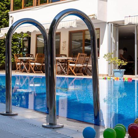 Cunda Giritlioglu Otel Adult Only Ayvalik Bagian luar foto
