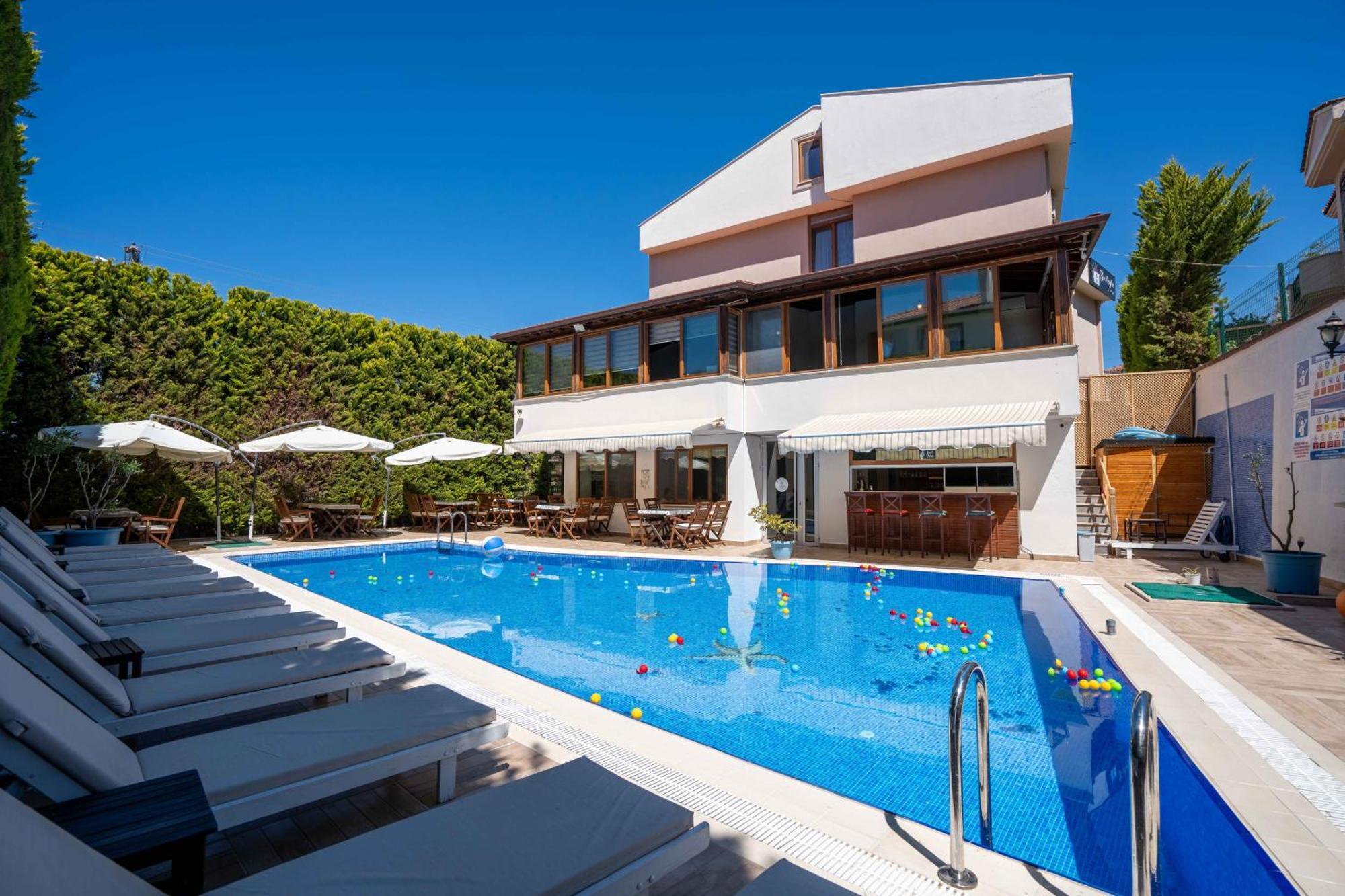 Cunda Giritlioglu Otel Adult Only Ayvalik Bagian luar foto