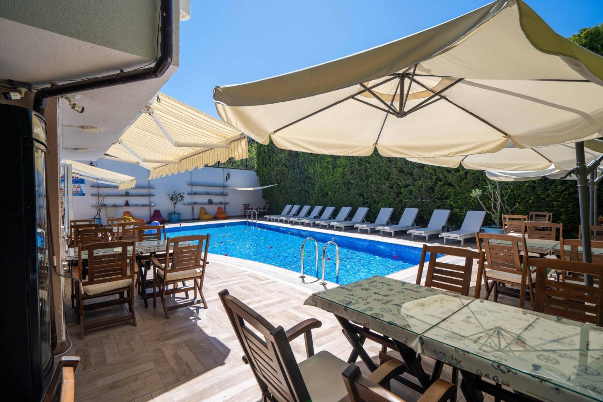 Cunda Giritlioglu Otel Adult Only Ayvalik Bagian luar foto