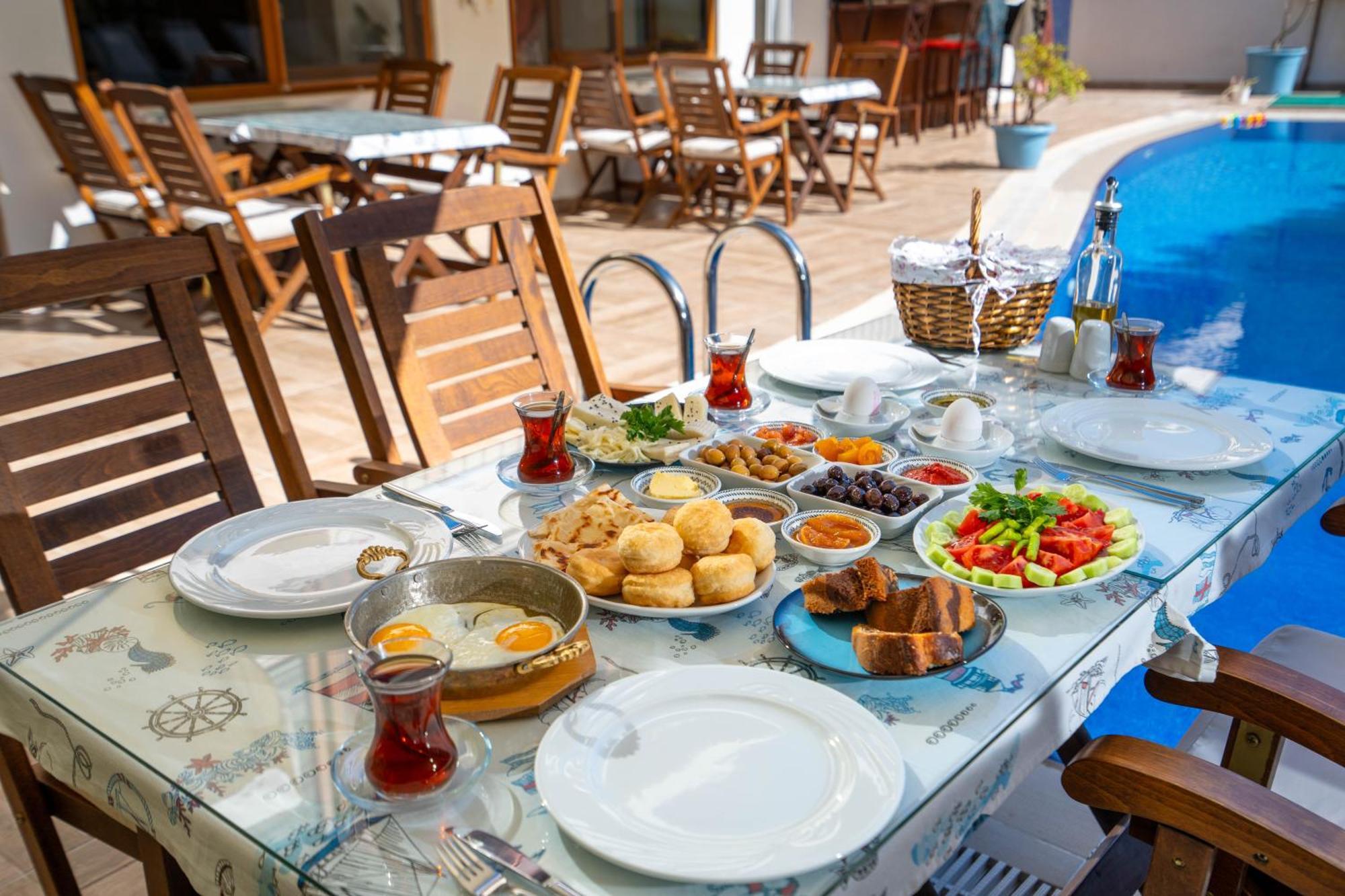 Cunda Giritlioglu Otel Adult Only Ayvalik Bagian luar foto